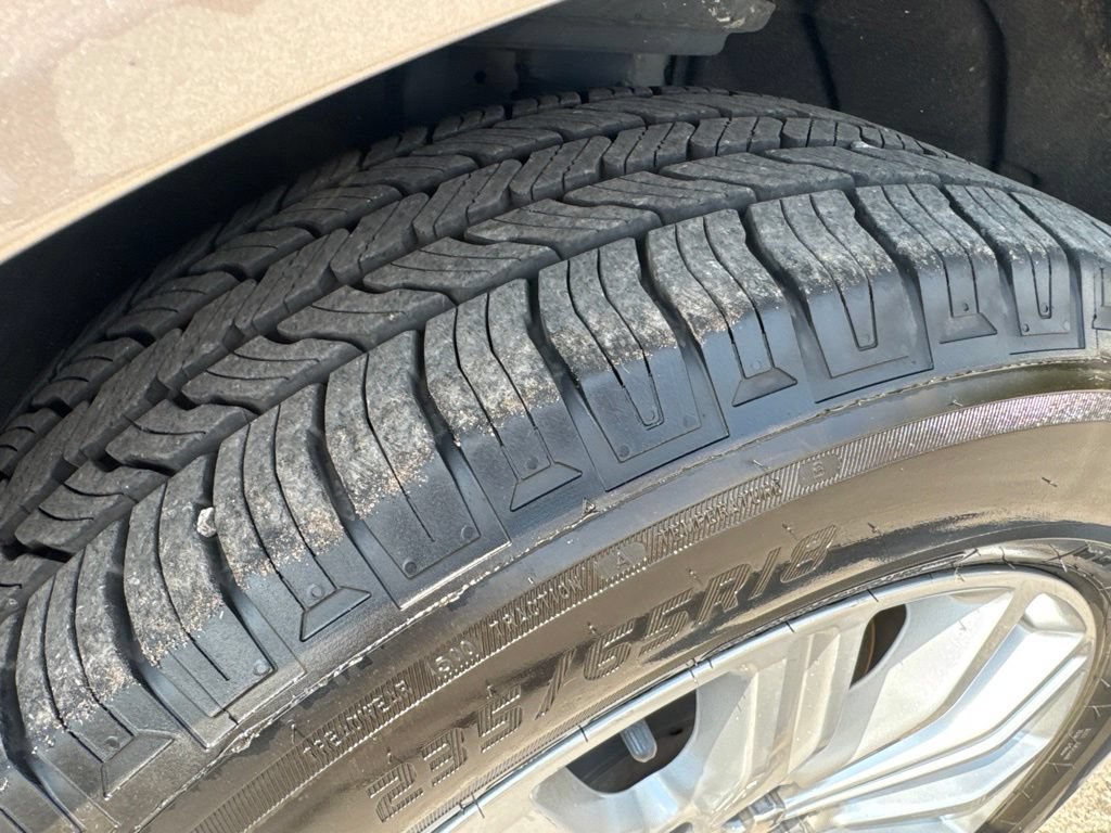 Used 2017 Cadillac XT5 FWD image 12
