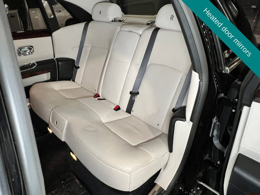 Used 2013 Rolls-Royce Ghost RWD image 19