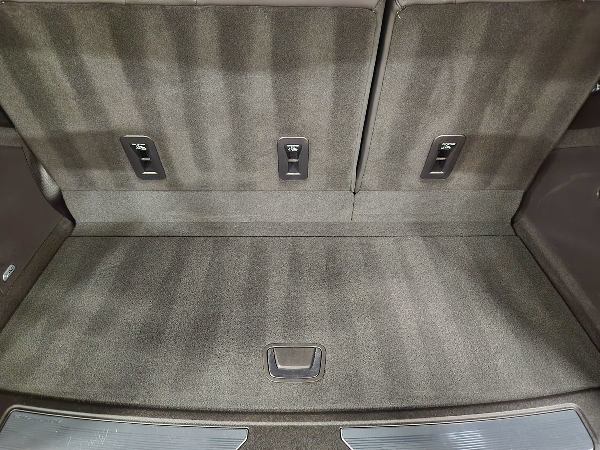 Used 2023 Cadillac Escalade V AWD/4WD image 61