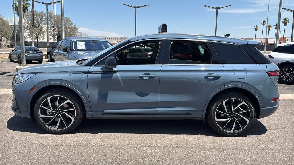 Used 2024 Lincoln Corsair Grand Touring AWD/4WD image 3