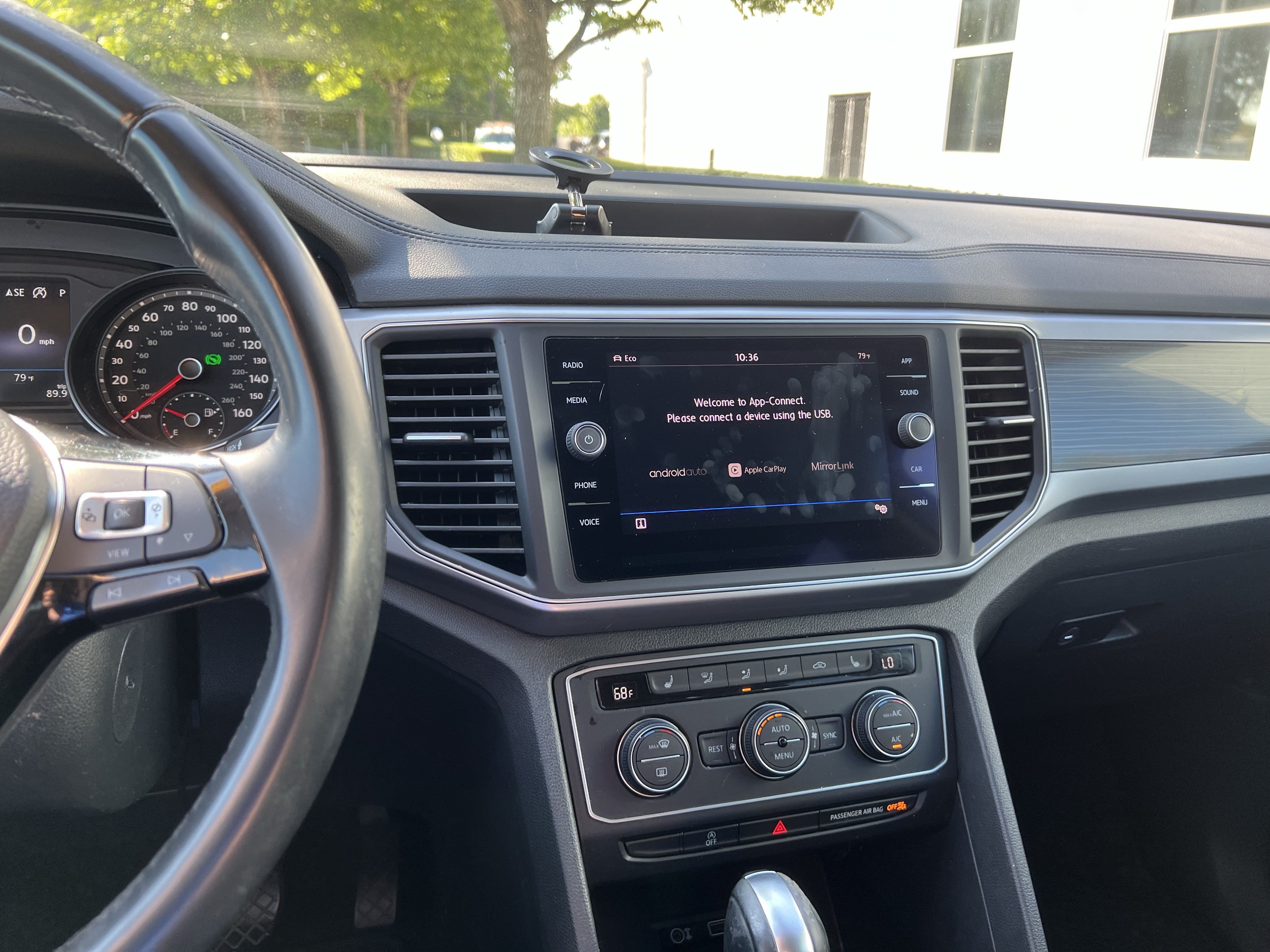 Used 2019 Volkswagen Atlas SE w/ Towing Package AWD/4WD image 18