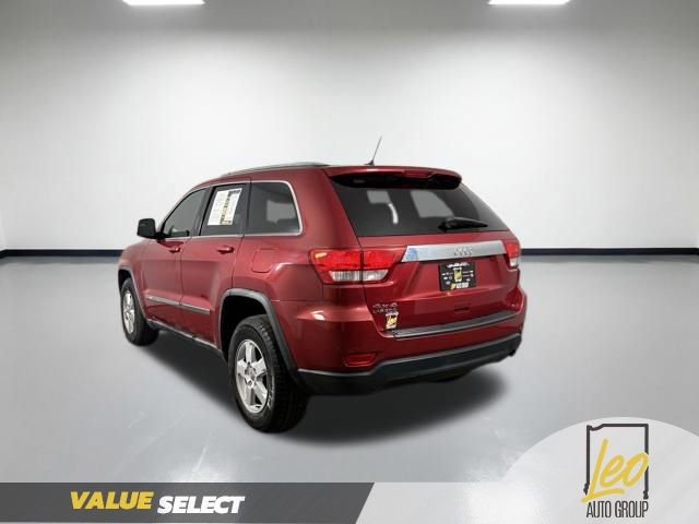 Used 2011 Jeep Grand Cherokee Laredo AWD/4WD image 4