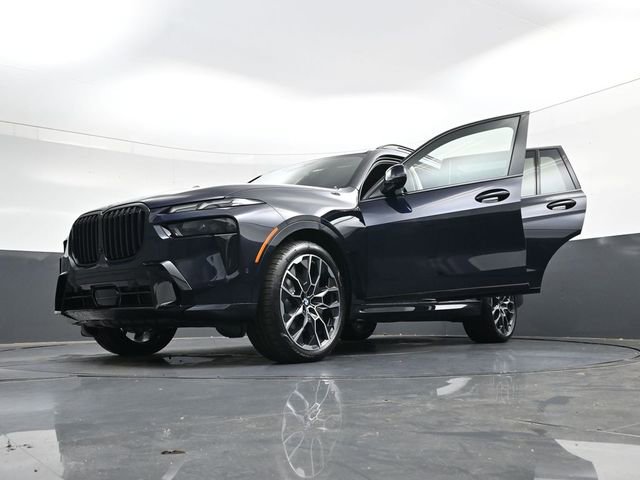 New 2026 BMW X7 xDrive40i w/ Executive Package image 37