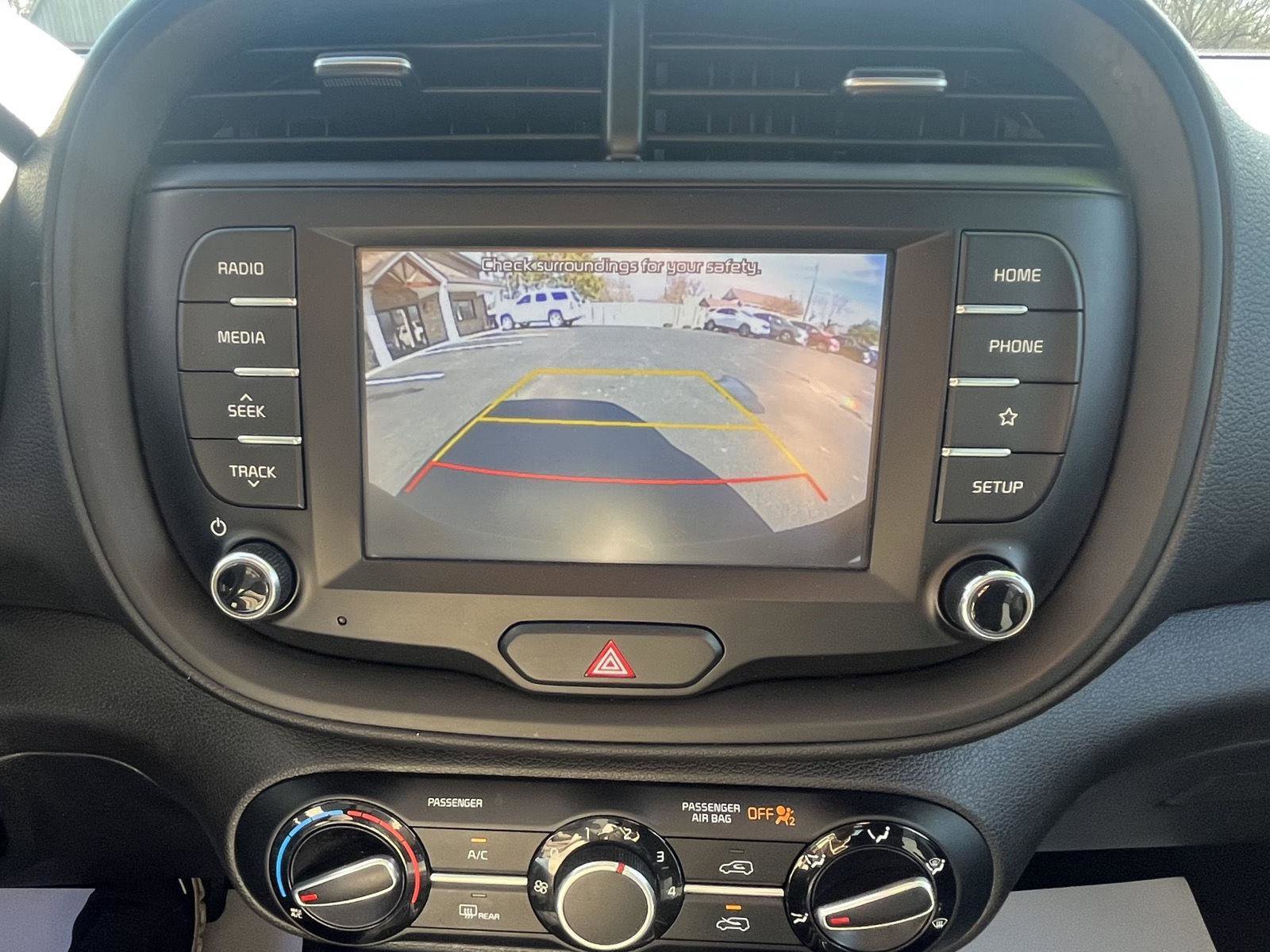 Used 2020 Kia Soul LX image 8