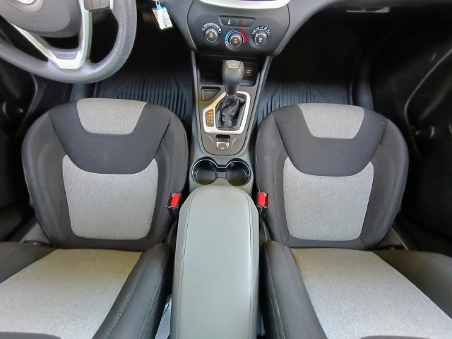 Used 2014 Jeep Cherokee Sport FWD image 39