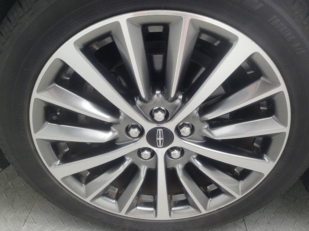 Used 2017 Lincoln MKZ Select FWD image 31