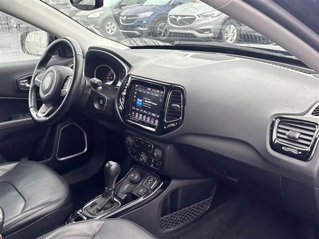 Used 2020 Jeep Compass Limited image 27