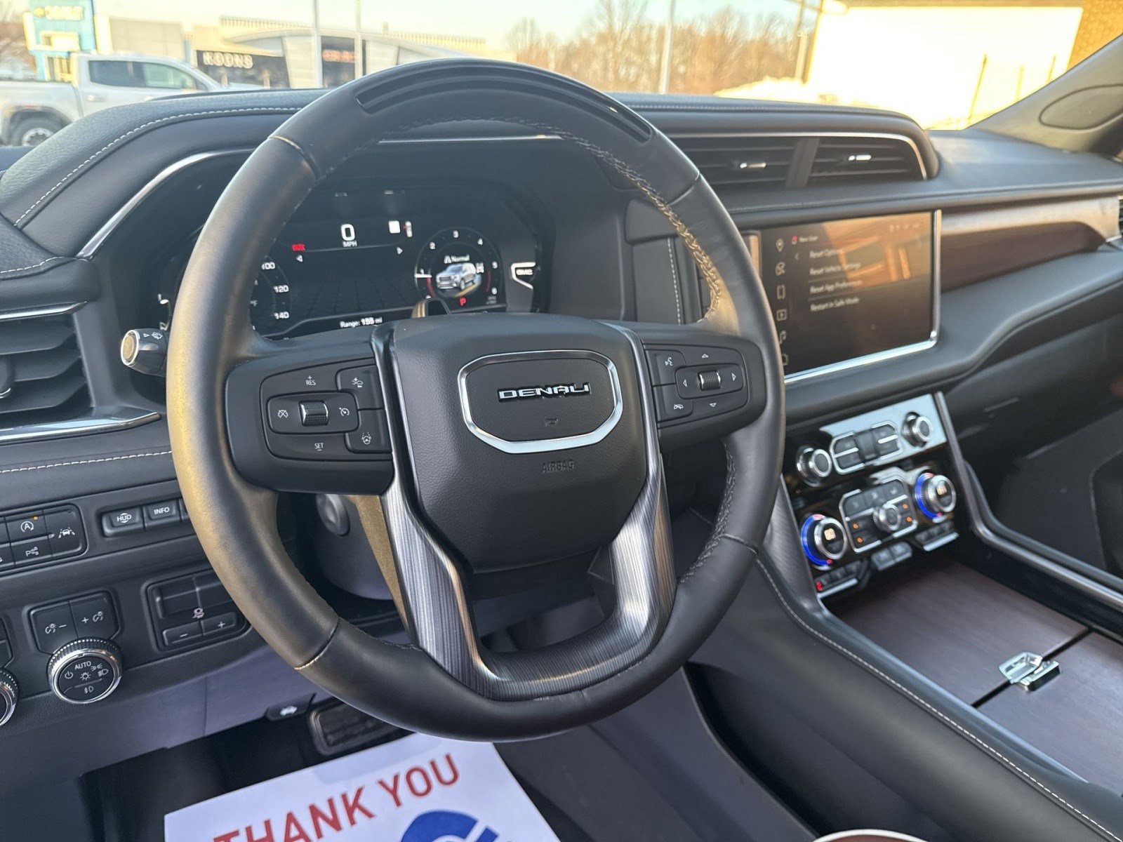 Used 2023 GMC Yukon XL Denali Ultimate image 16