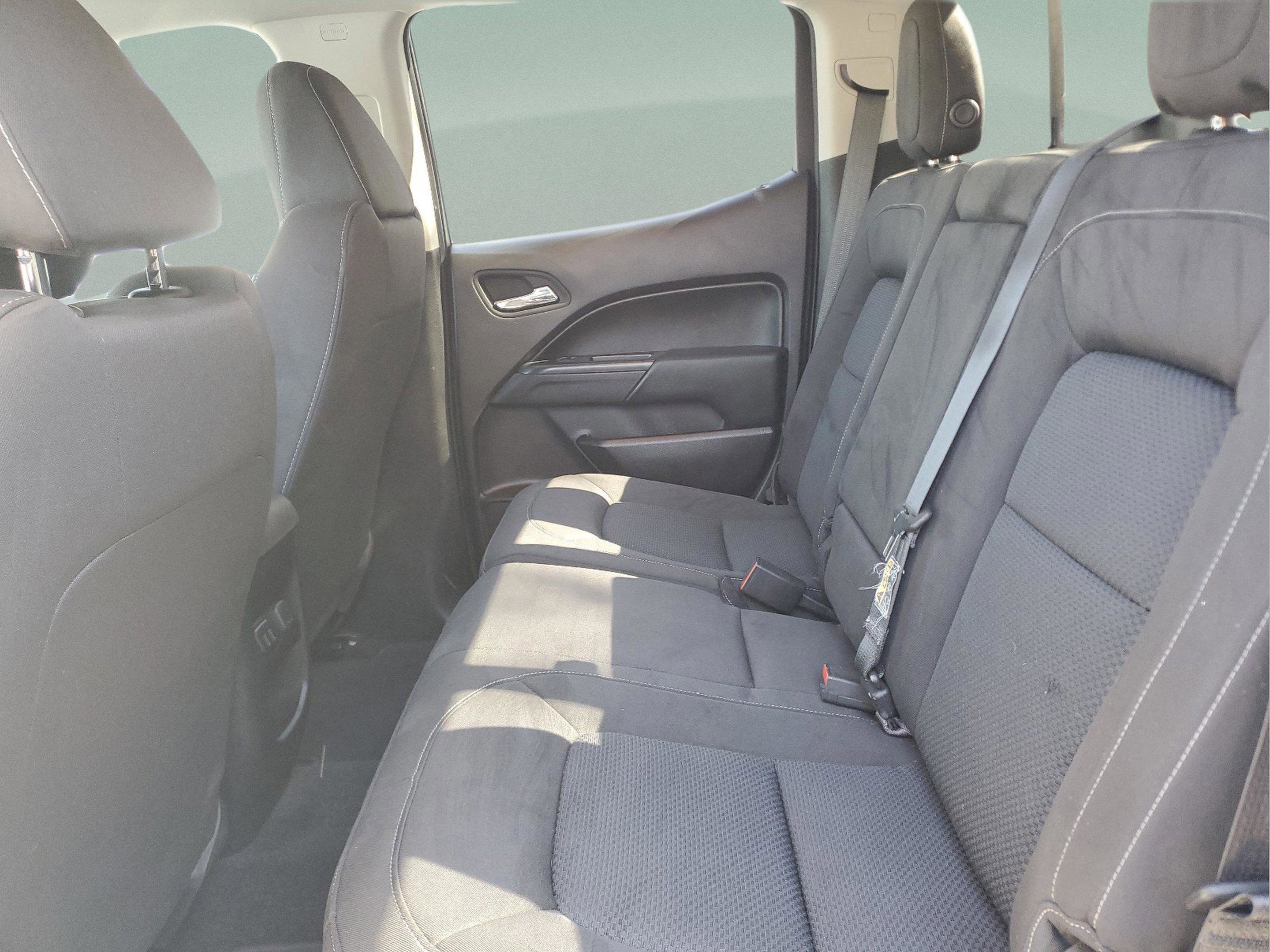 Used 2016 Chevrolet Colorado LT w/ LT Convenience Package image 10