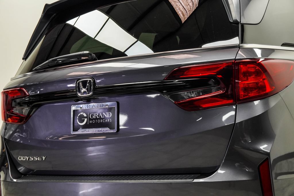 Used 2025 Honda Odyssey EX-L image 14