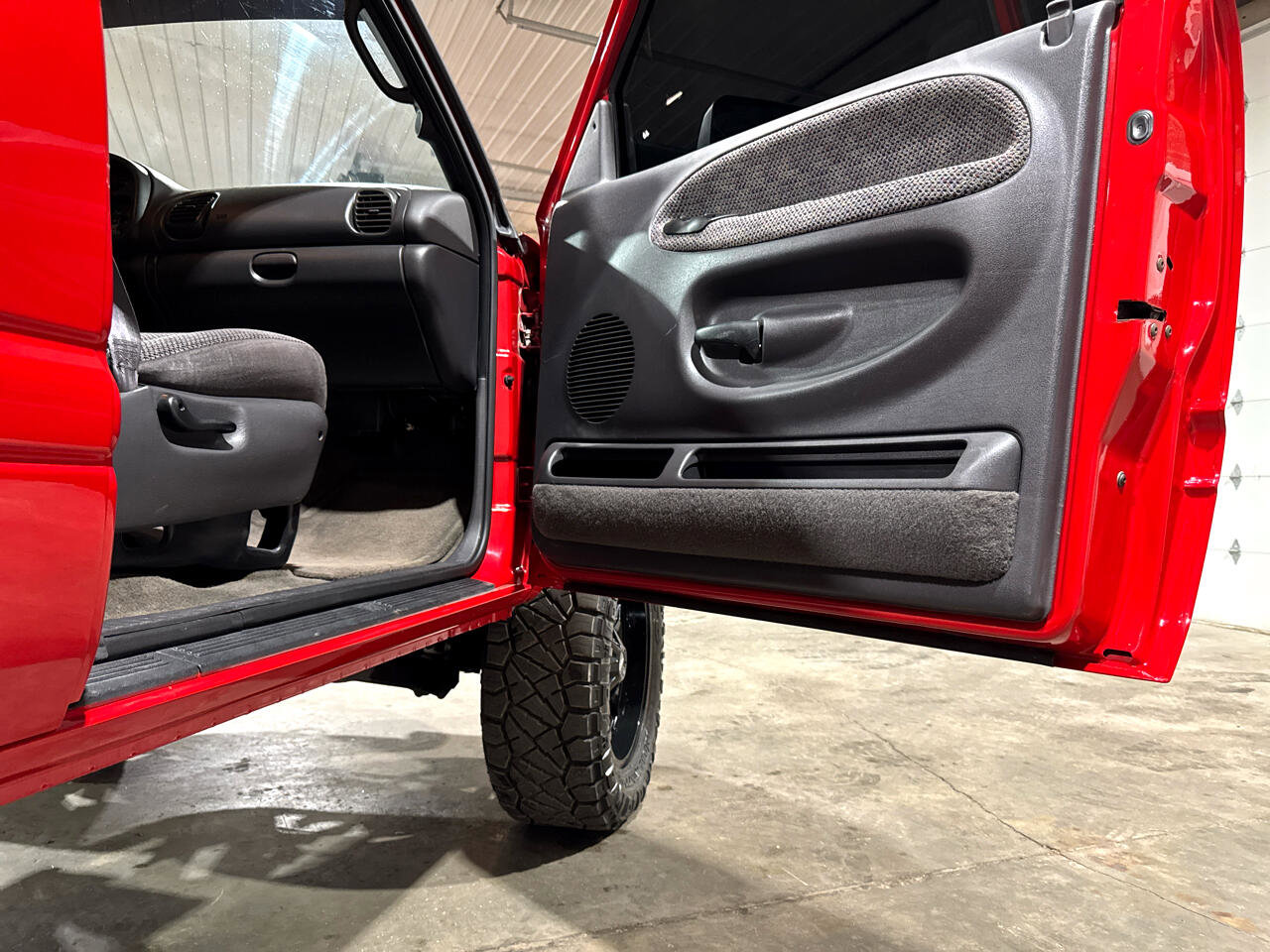 Used 1998 Dodge Ram 2500 Truck 4x4 Quad Cab image 46