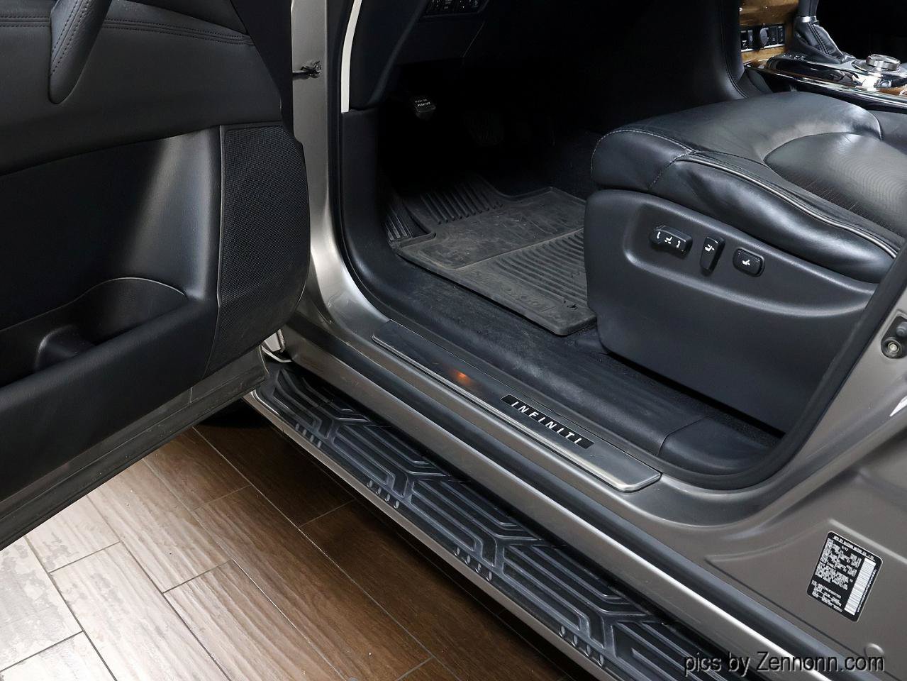 Used 2012 INFINITI QX56 4WD w/ Theater Pkg image 29
