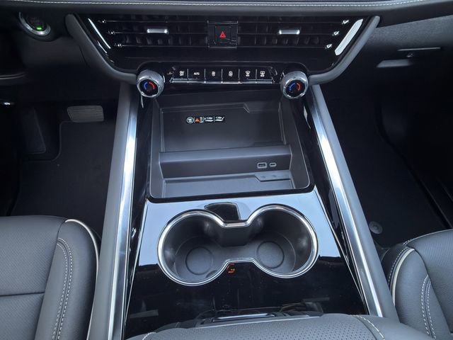 New 2026 Chevrolet Suburban Premier RWD image 17