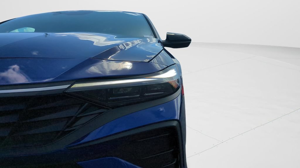 Certified 2025 Hyundai Elantra SEL FWD image 23