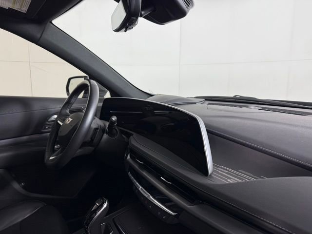 Certified 2024 Cadillac XT4 Premium Luxury w/ Technology Package image 33