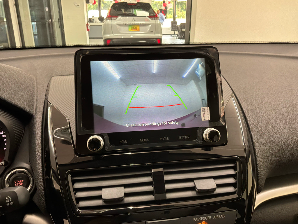 New 2025 Mitsubishi Eclipse Cross LE AWD/4WD image 17