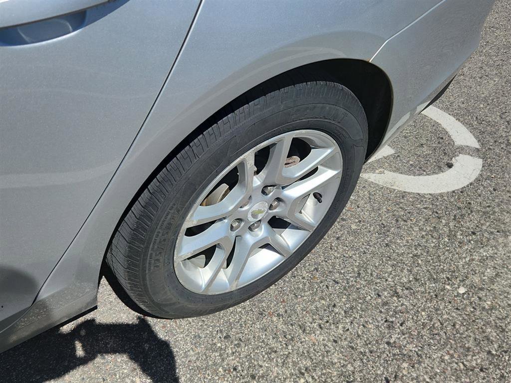 Used 2014 Chevrolet Malibu LT w/ Power Convenience Package FWD image 9