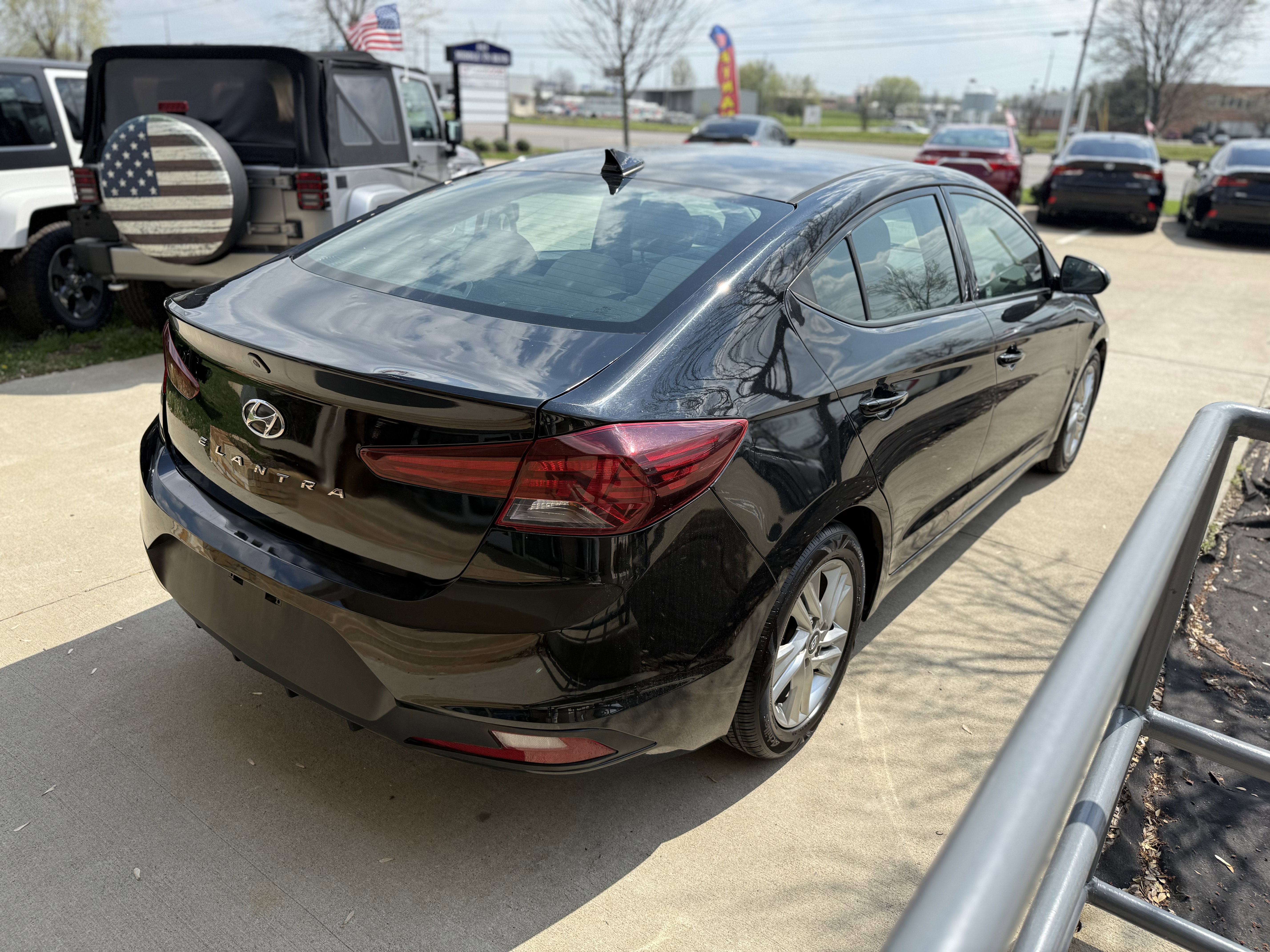 Used 2020 Hyundai Elantra SEL w/ Cargo Package (C1) FWD image 6
