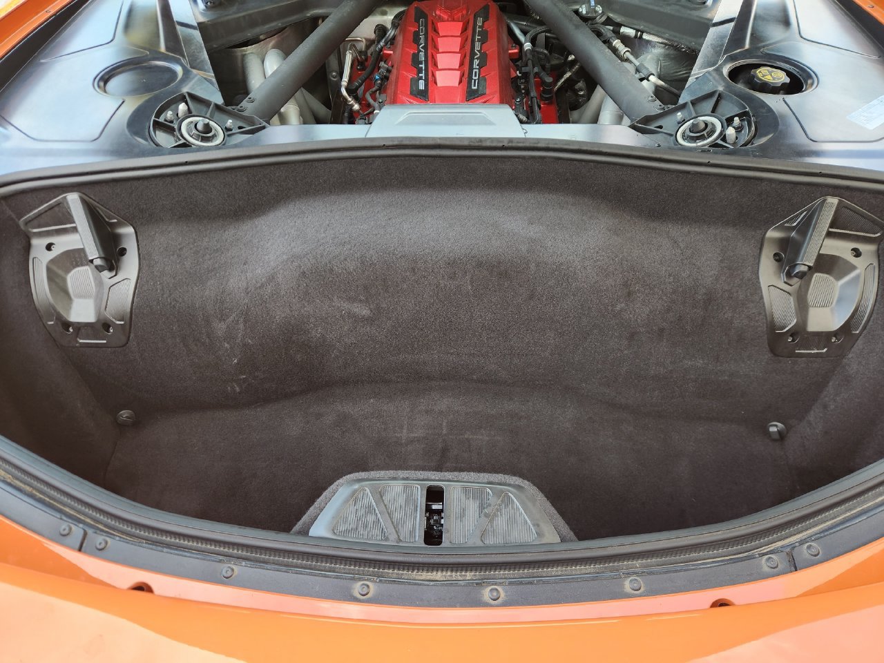 Used 2023 Chevrolet Corvette Stingray Premium Cpe w/ Battery Protection Package RWD image 29