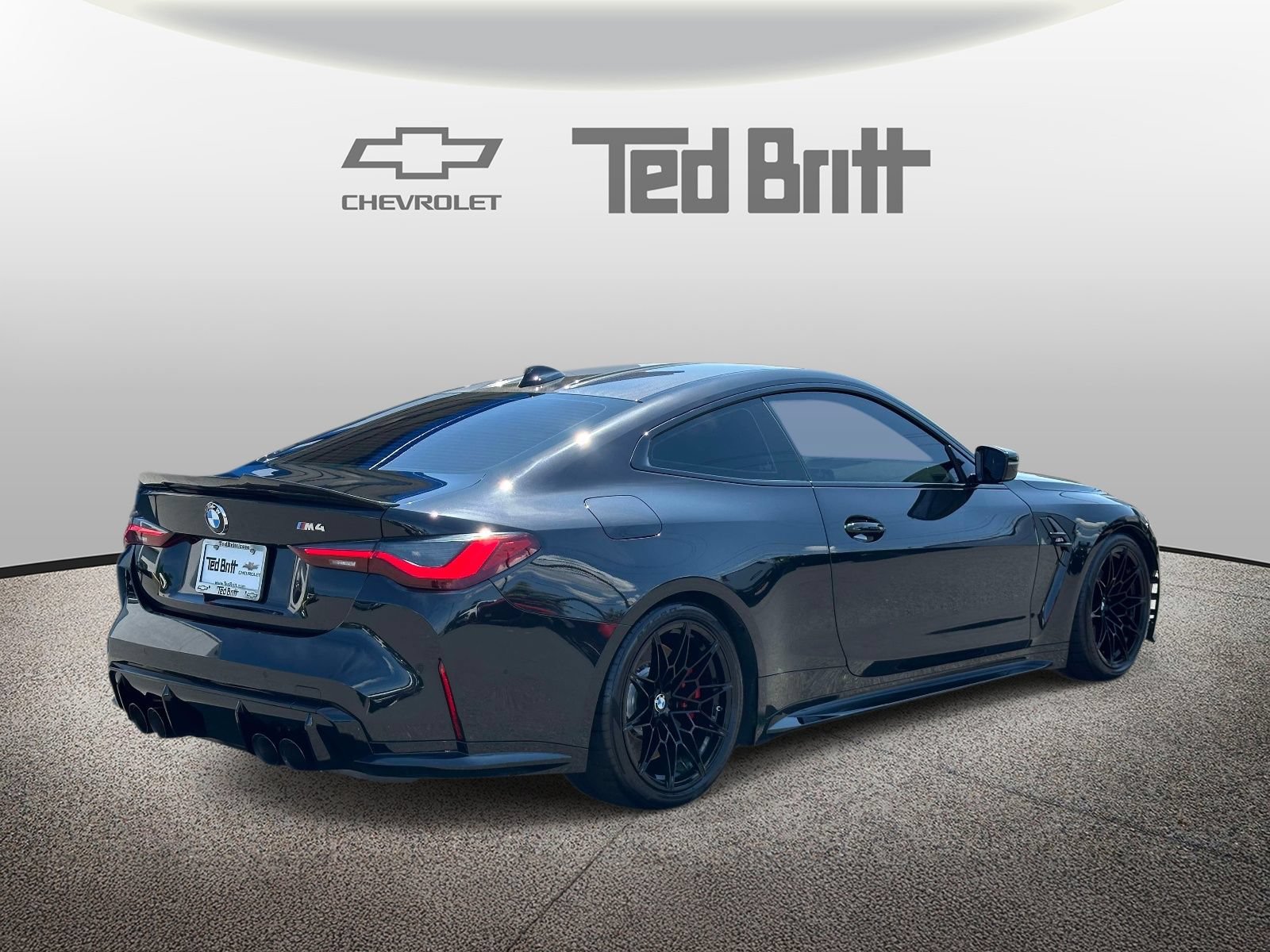 Used 2022 BMW M4 Coupe w/ Premium Package RWD image 4
