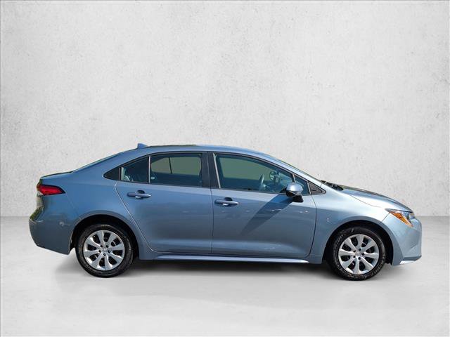 Used 2024 Toyota Corolla LE FWD image 5