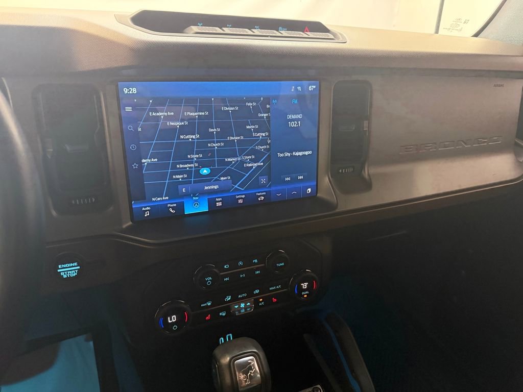 Used 2021 Ford Bronco Outer Banks w/ Sasquatch Package image 16