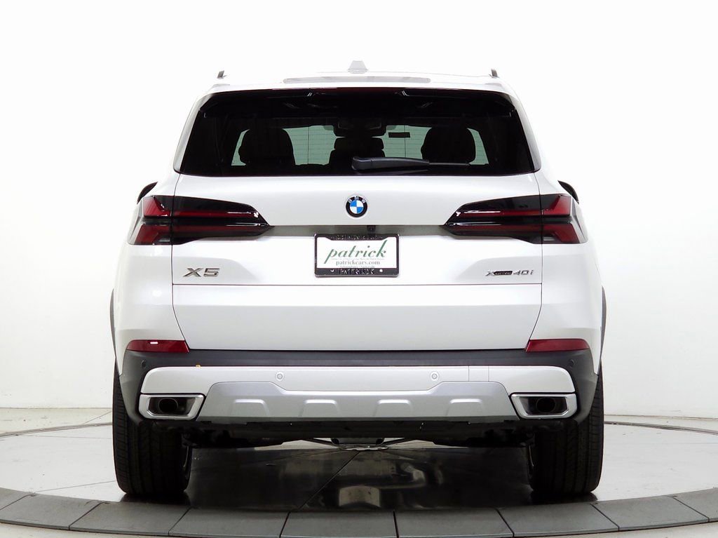 Used 2026 BMW X5 xDrive40i w/ Parking Assistance Package AWD/4WD image 7