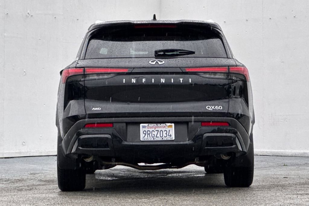 Certified 2025 INFINITI QX60 Luxe w/ Vision Package image 4