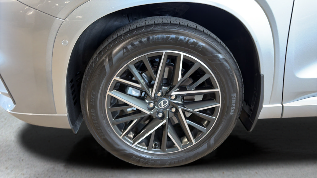 Certified 2026 Lexus TX 350 AWD w/ Technology Package image 11