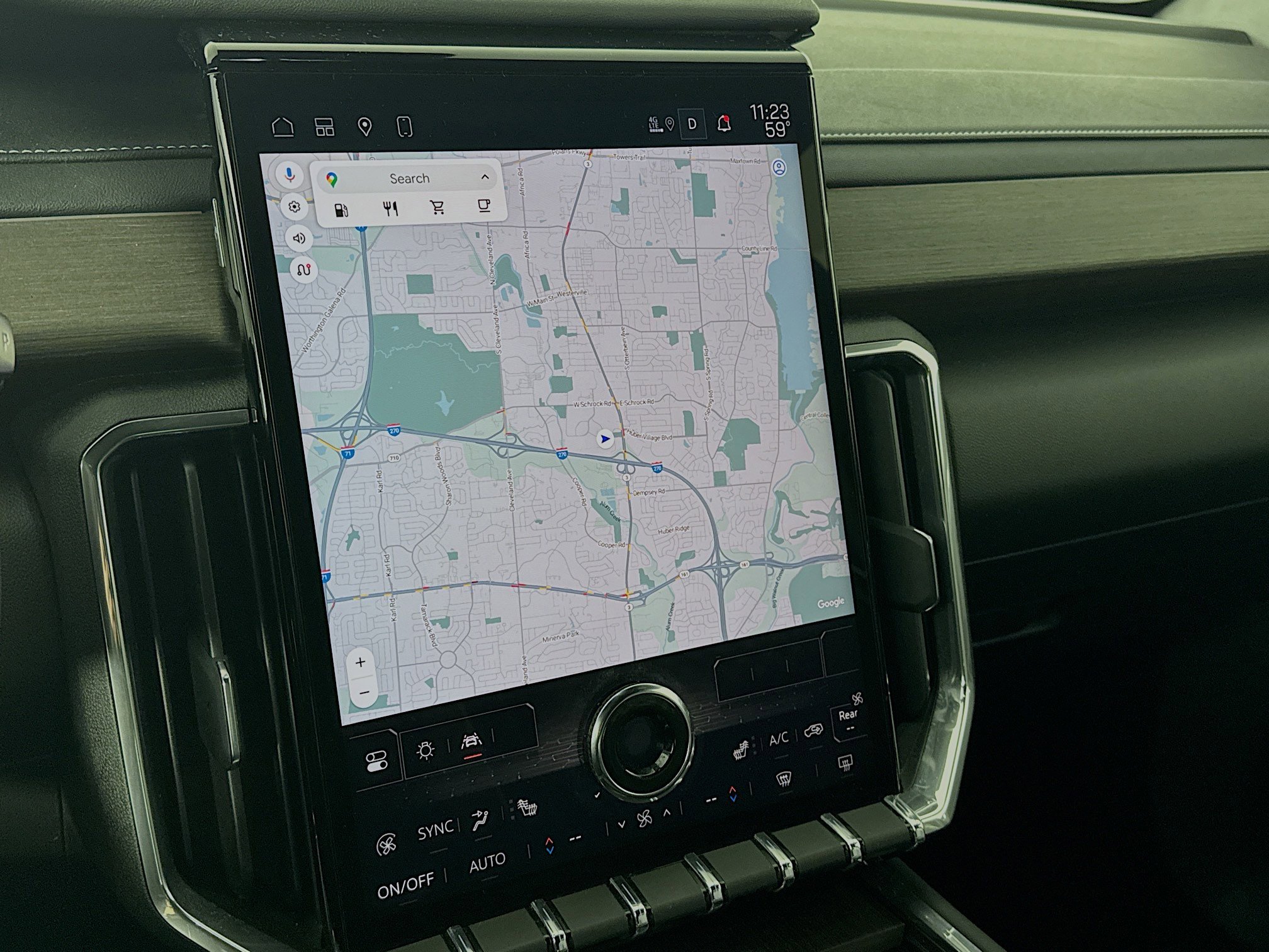 Used 2024 GMC Acadia Denali image 13