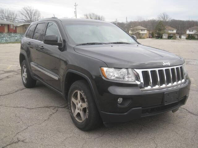 Used 2012 Jeep Grand Cherokee Laredo w/ Laredo E Group image 3