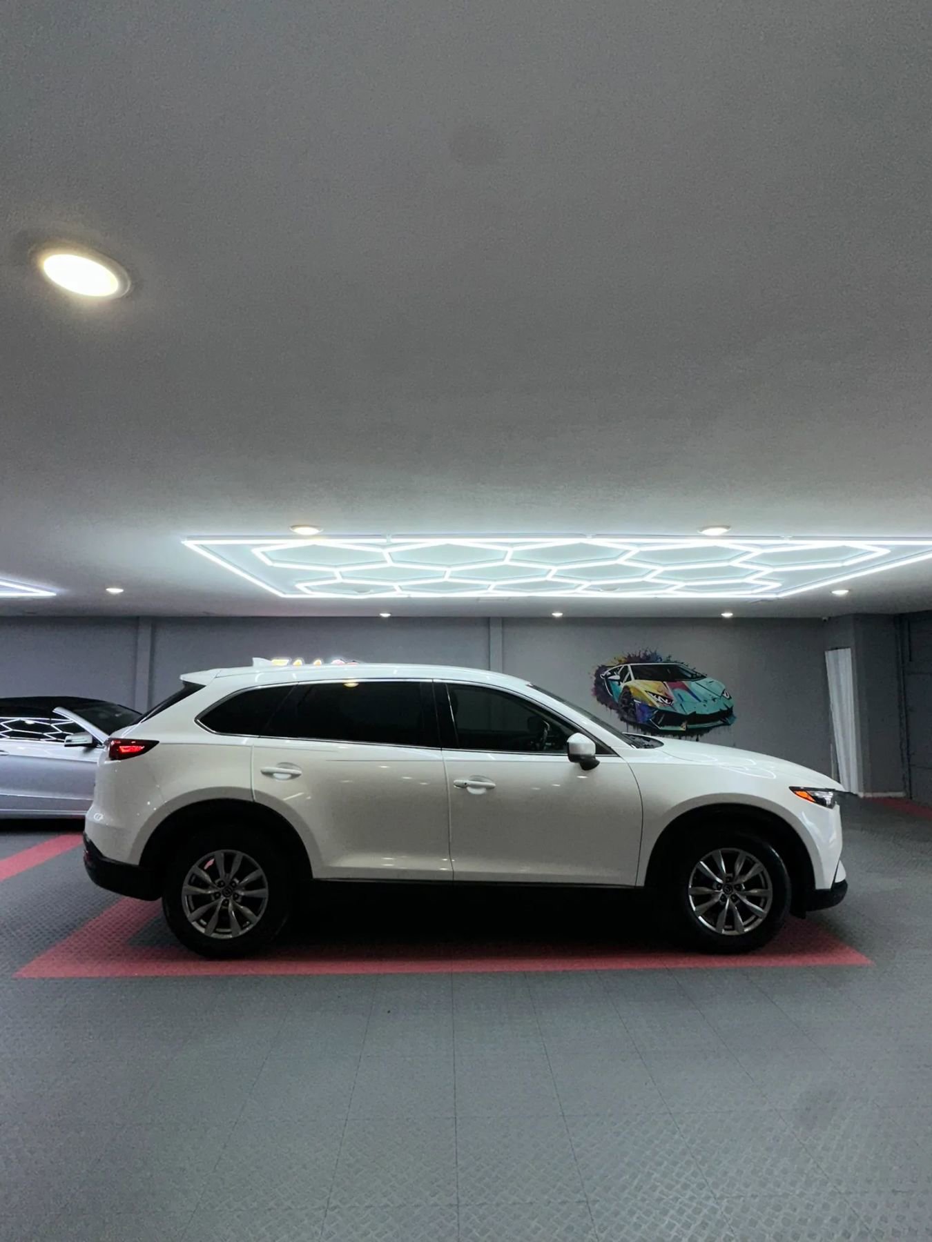 Used 2018 MAZDA CX-9 Touring FWD image 7