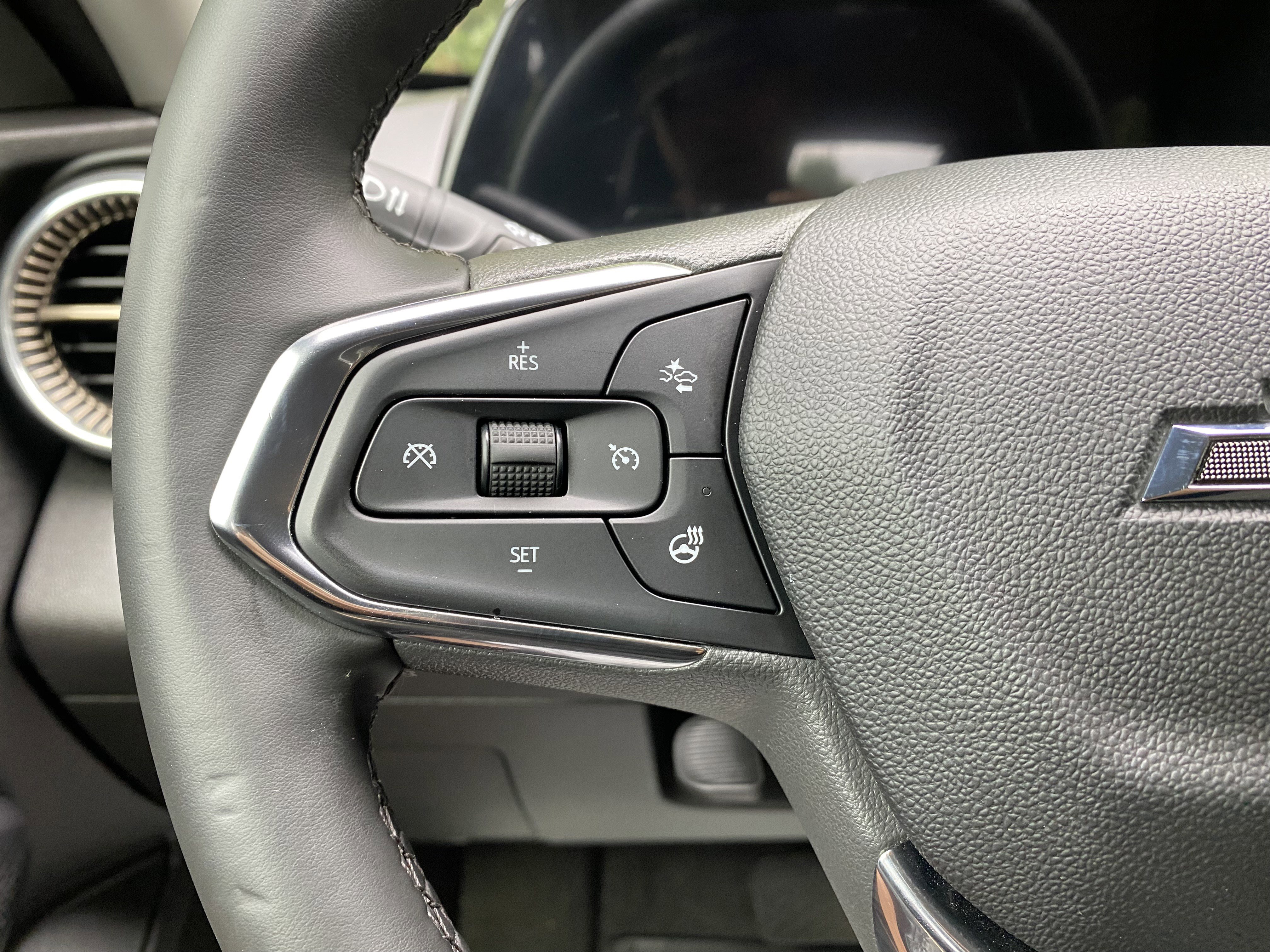 Used 2026 Chevrolet Trax ACTIV FWD image 19
