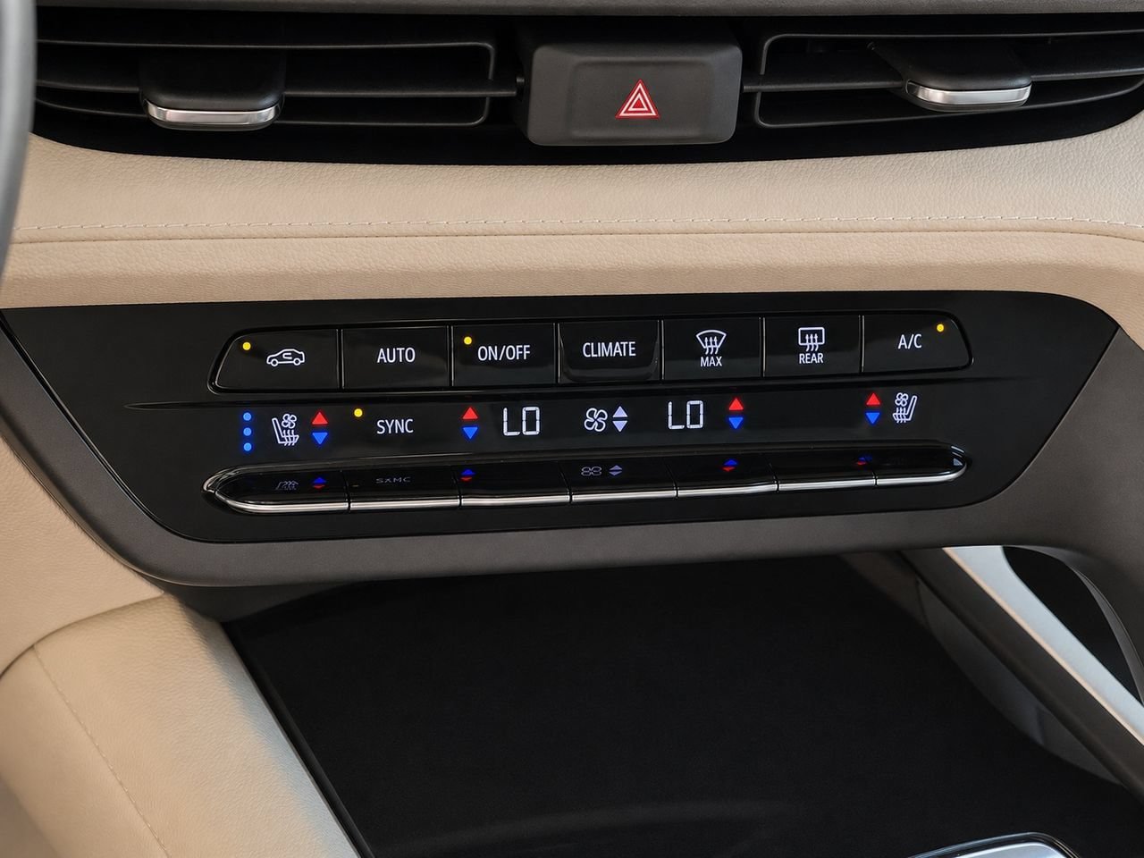 Used 2021 Buick Envision Avenir FWD image 24