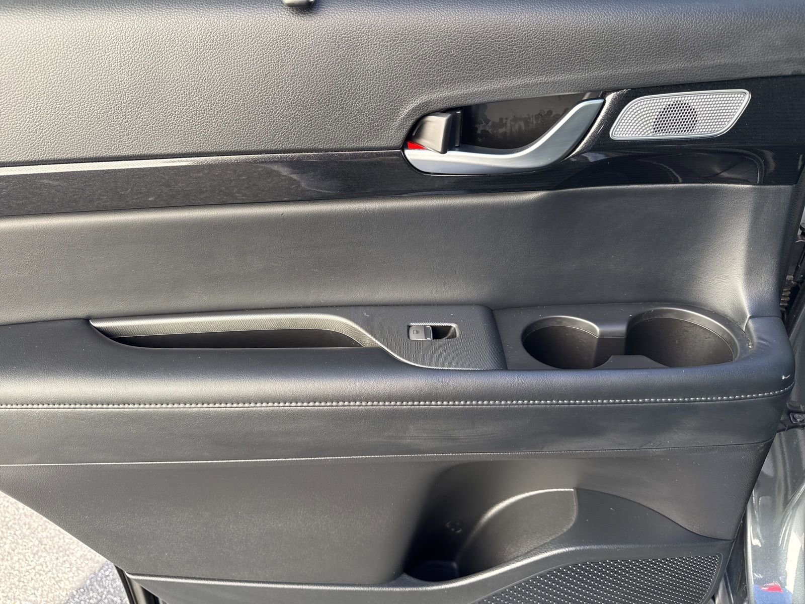 Used 2021 Hyundai Palisade Limited image 16