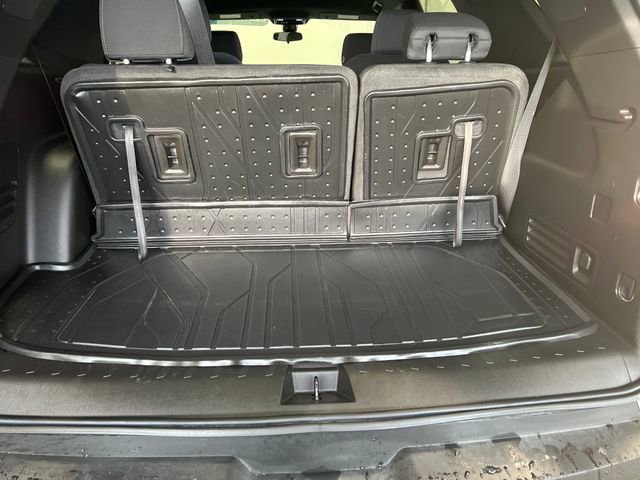 Certified 2023 Chevrolet Traverse LT w/ LPO, Floor Liner Package image 15