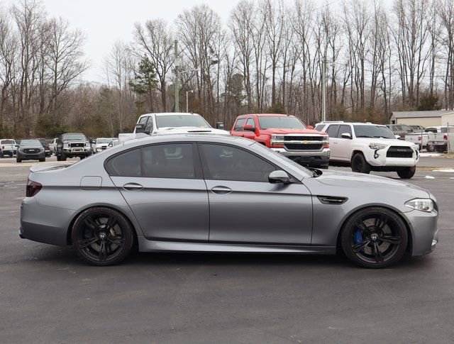 Used 2015 BMW M5 image 8