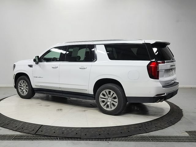 Used 2025 GMC Yukon XL Denali AWD/4WD image 5