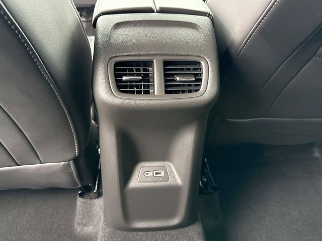 Used 2023 Buick Envision Essence image 18