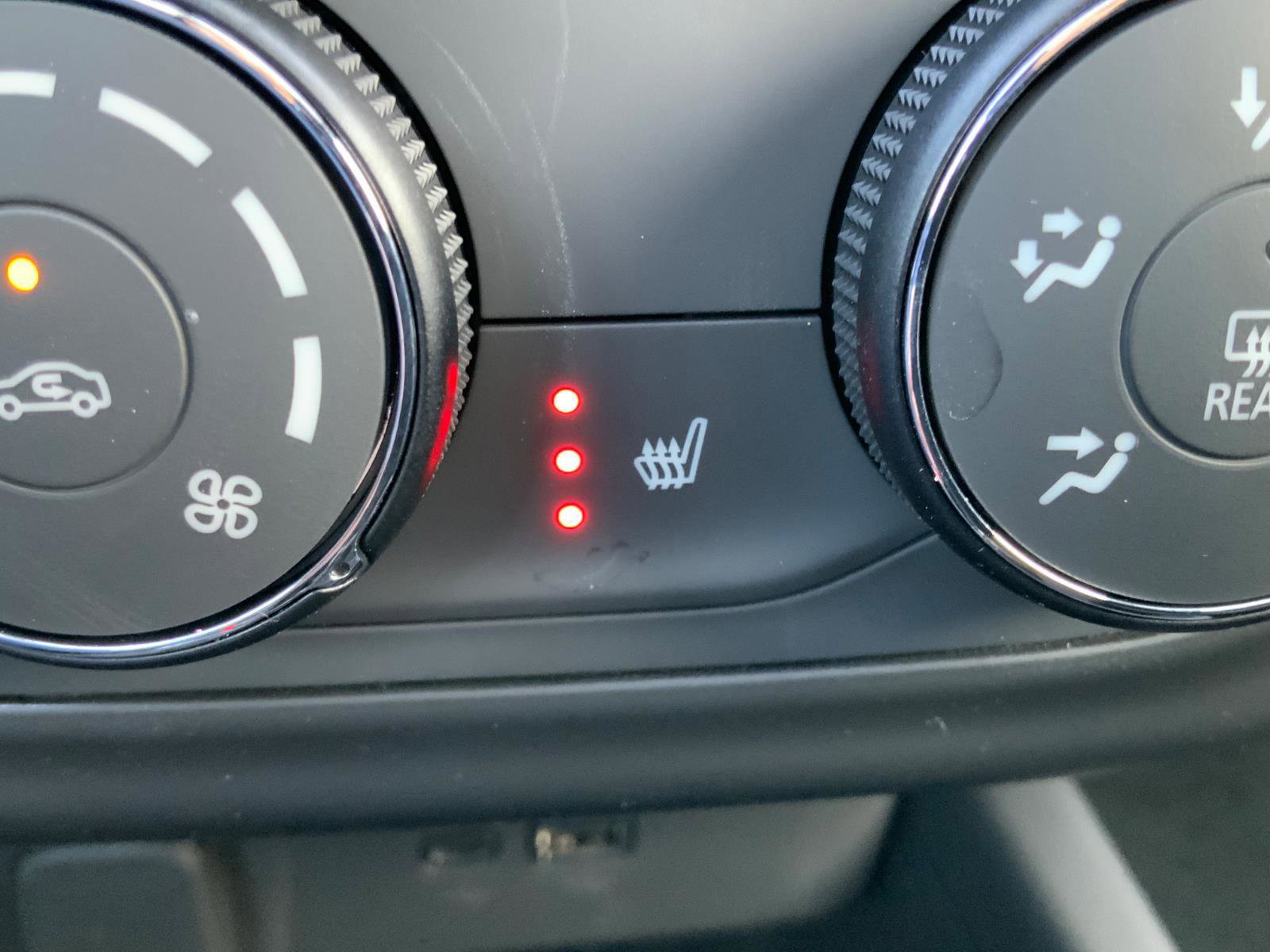 New 2026 Chevrolet Trax RS w/ Sunroof Package image 25