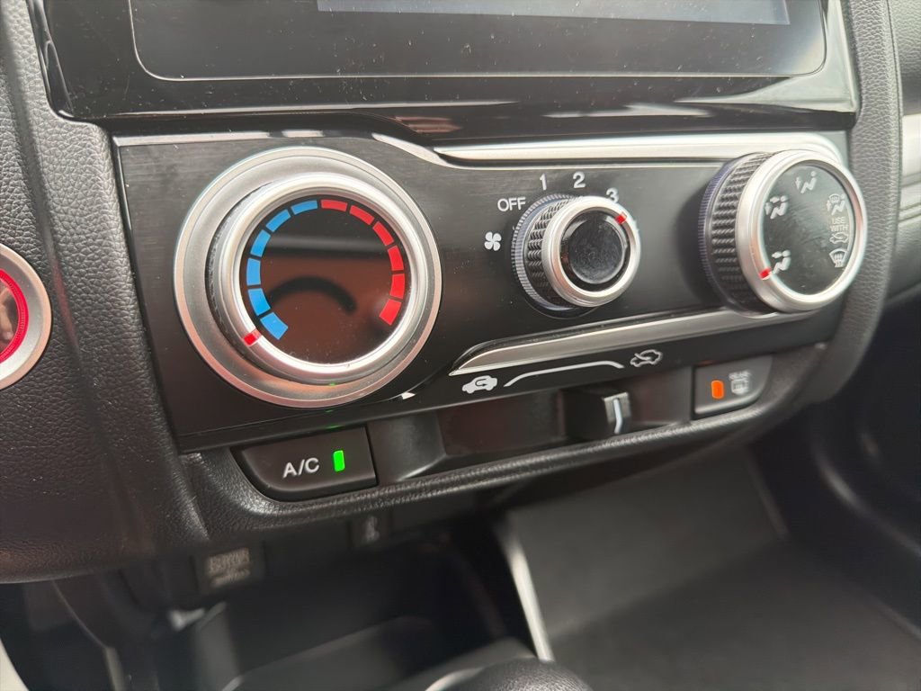 Used 2018 Honda Fit EX image 31