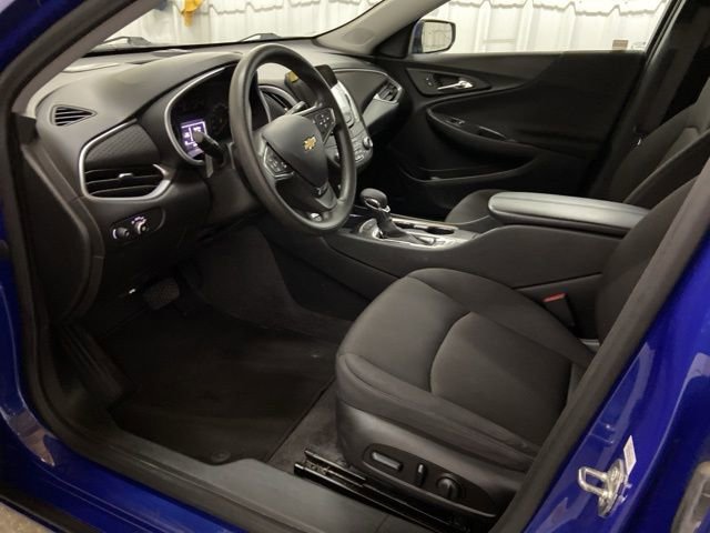 Used 2023 Chevrolet Malibu LT FWD image 27