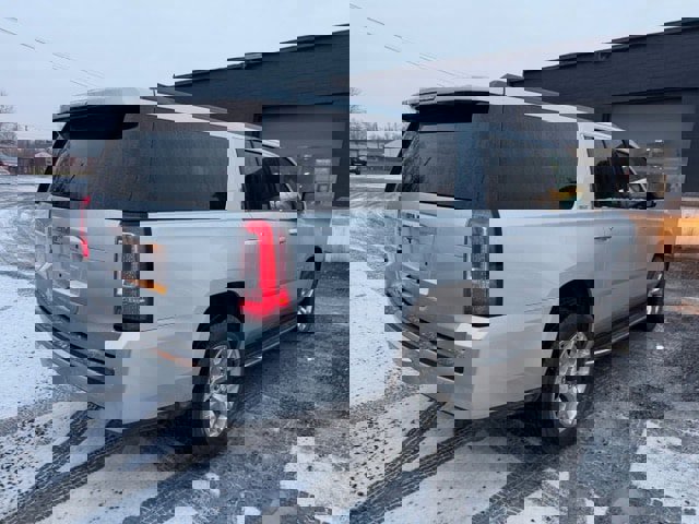 Used 2018 GMC Yukon XL SLT image 4