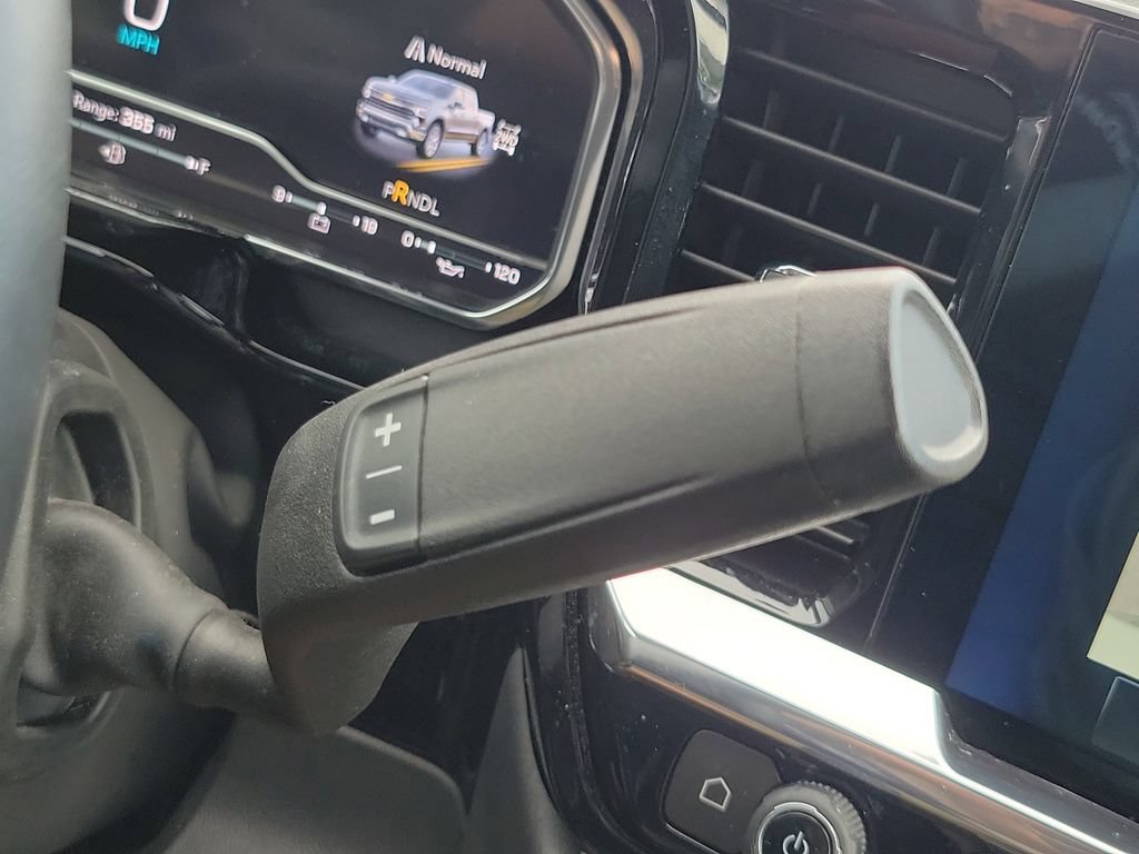 Used 2024 Chevrolet Silverado 1500 LT AWD/4WD image 29