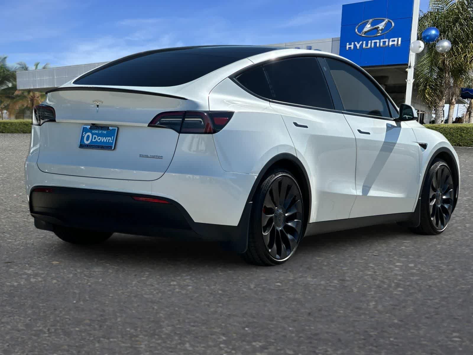 Used 2023 Tesla Model Y Performance AWD/4WD video 3