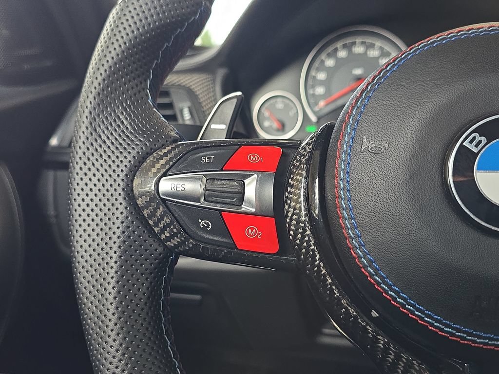 Used 2018 BMW M3 RWD image 19