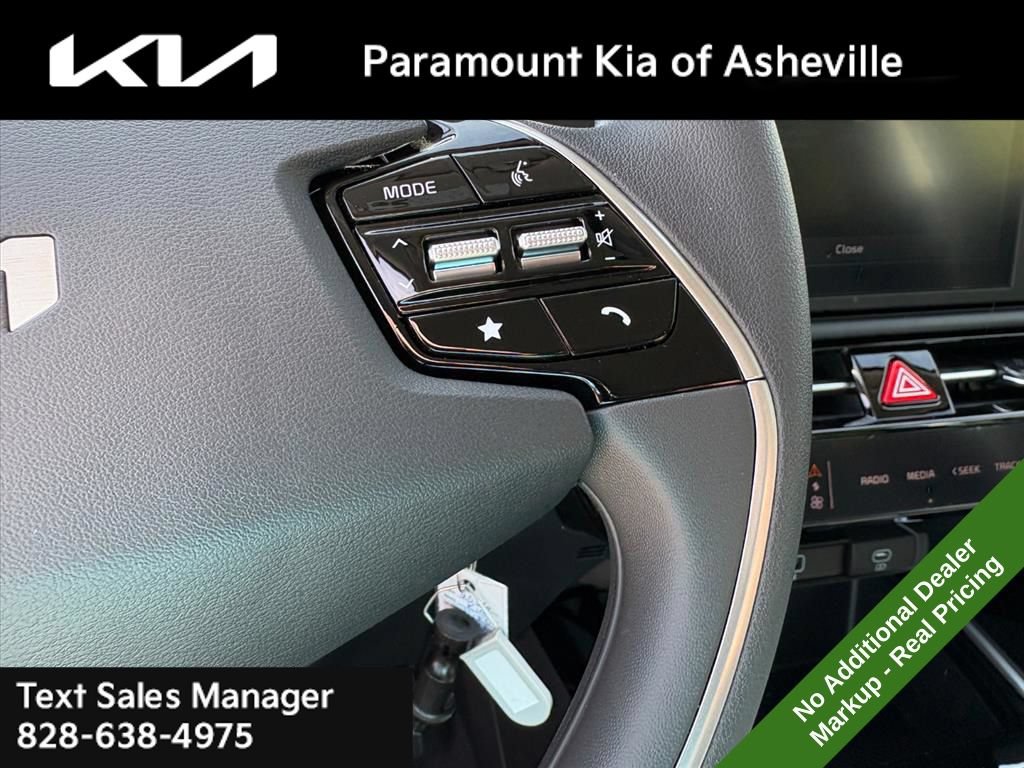 New 2026 Kia Niro LX FWD image 12