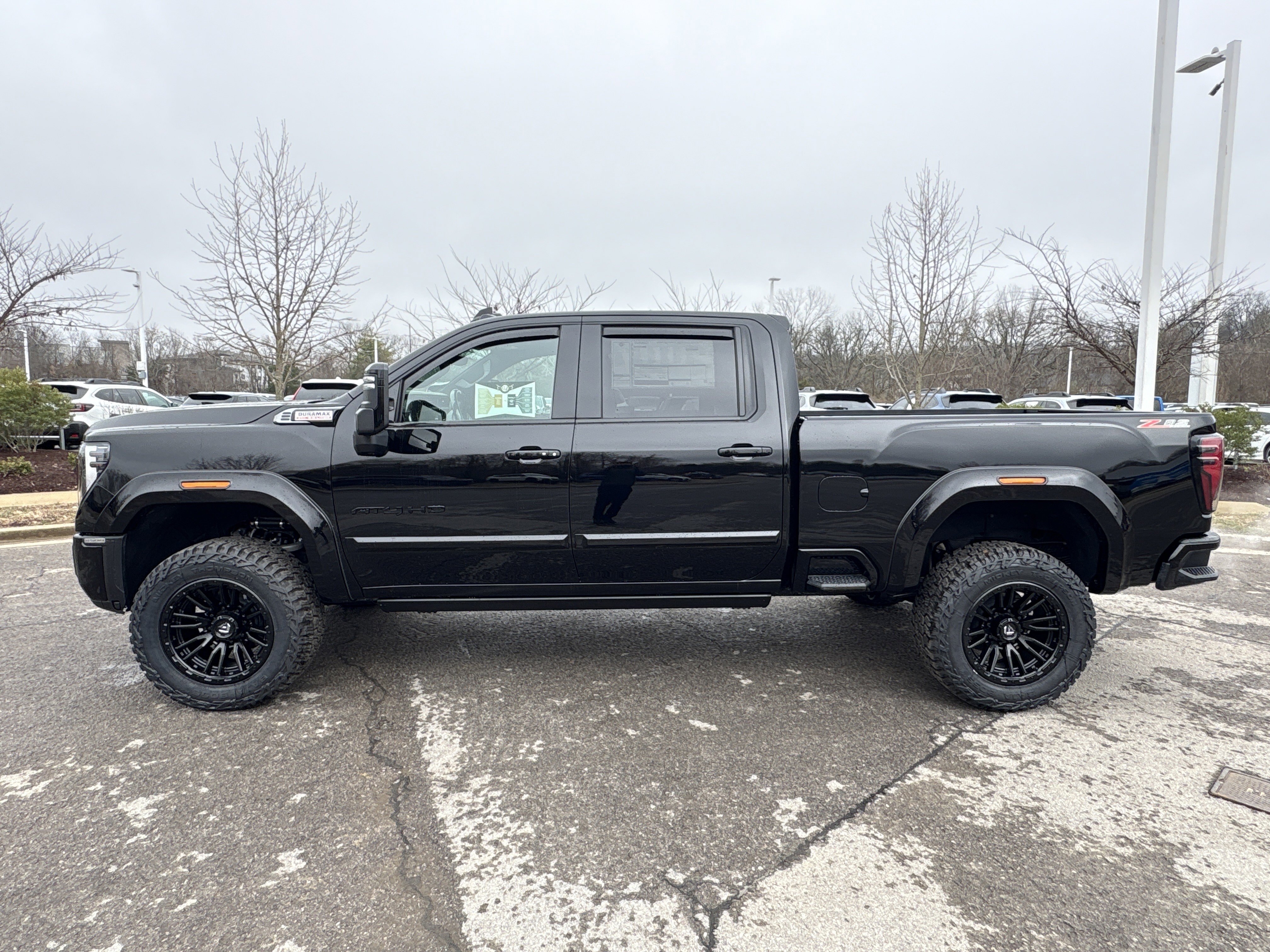 New 2026 GMC Sierra 2500 AT4 w/ Technology Package image 5