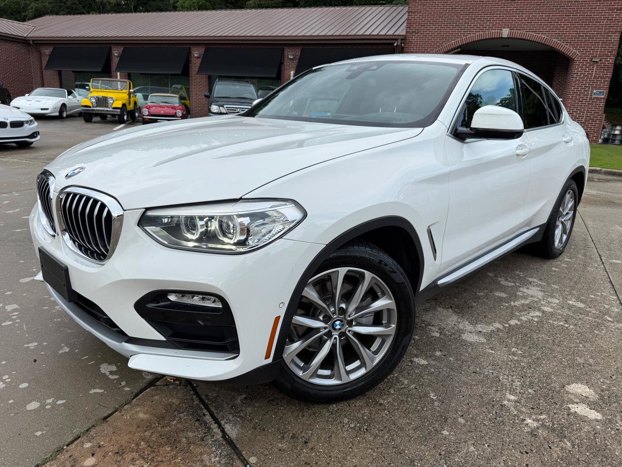 Used 2019 BMW X4 xDrive30i w/ Premium Package AWD/4WD image 2