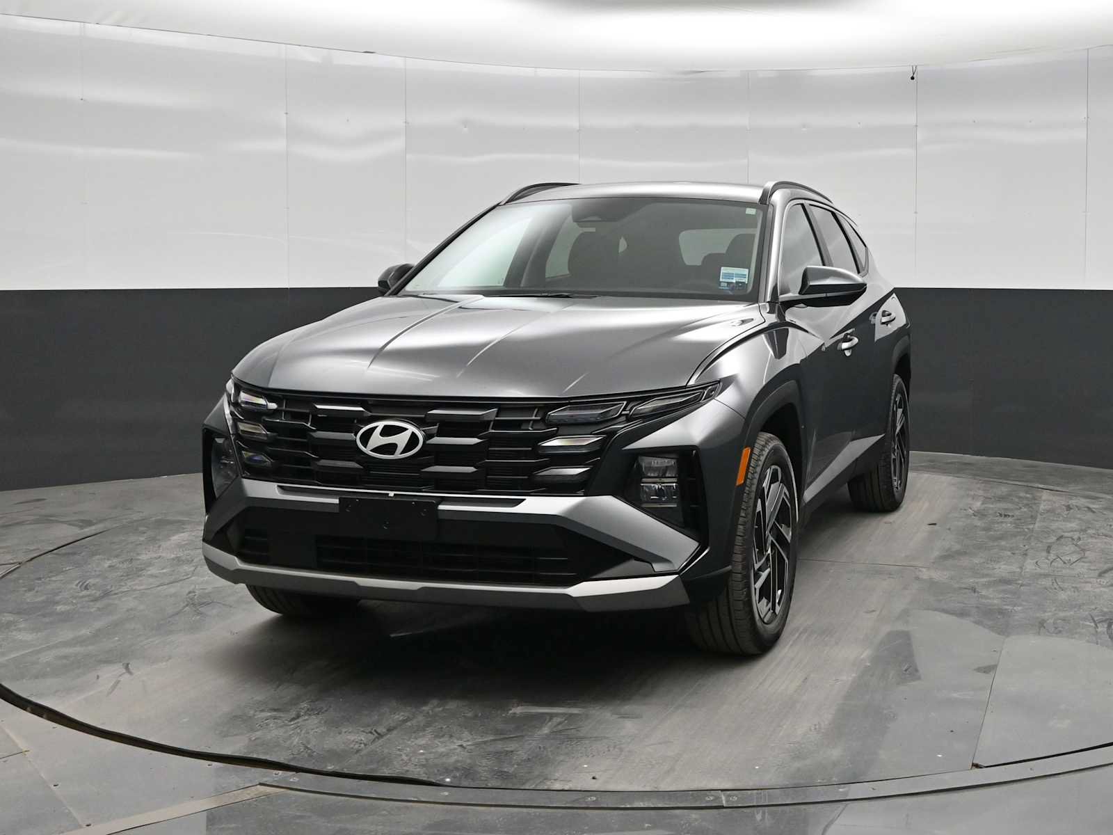 New 2026 Hyundai Tucson SEL Plus AWD/4WD image 3
